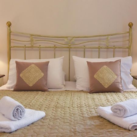 Oisyra Hotel Ermupoli Zewnętrze zdjęcie