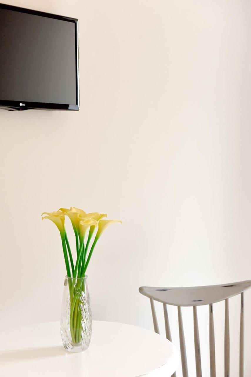 Oisyra Hotel Ermupoli Zewnętrze zdjęcie