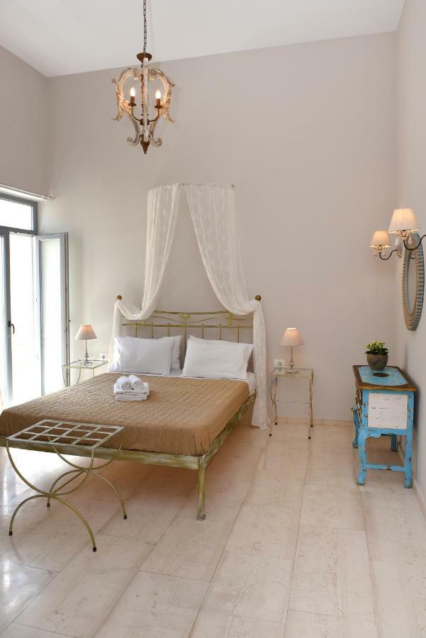 Oisyra Hotel Ermupoli Zewnętrze zdjęcie